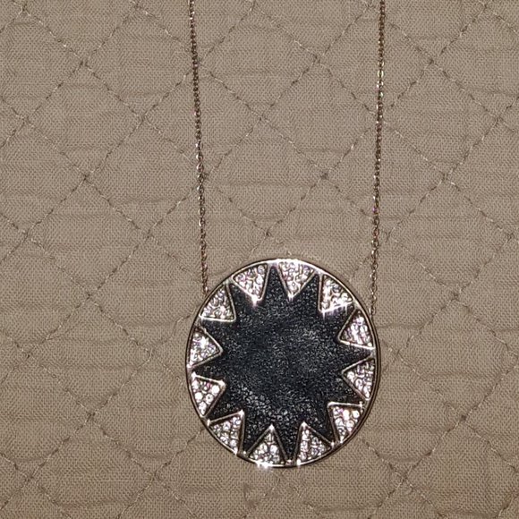 House of Harlow Leather et Metal Sunburst Pendant Necklace in Gold - Picture 4 of 6